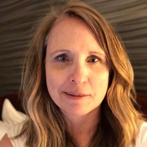 Meet your Posher, Becky